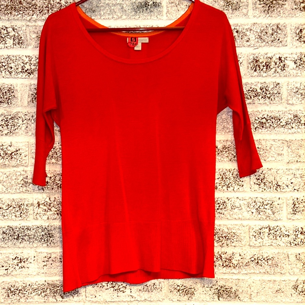 NY & Co light weight short sleeve sweater.
